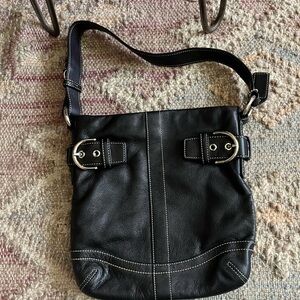 Vintage Coach Black Leather Shoulder Bag